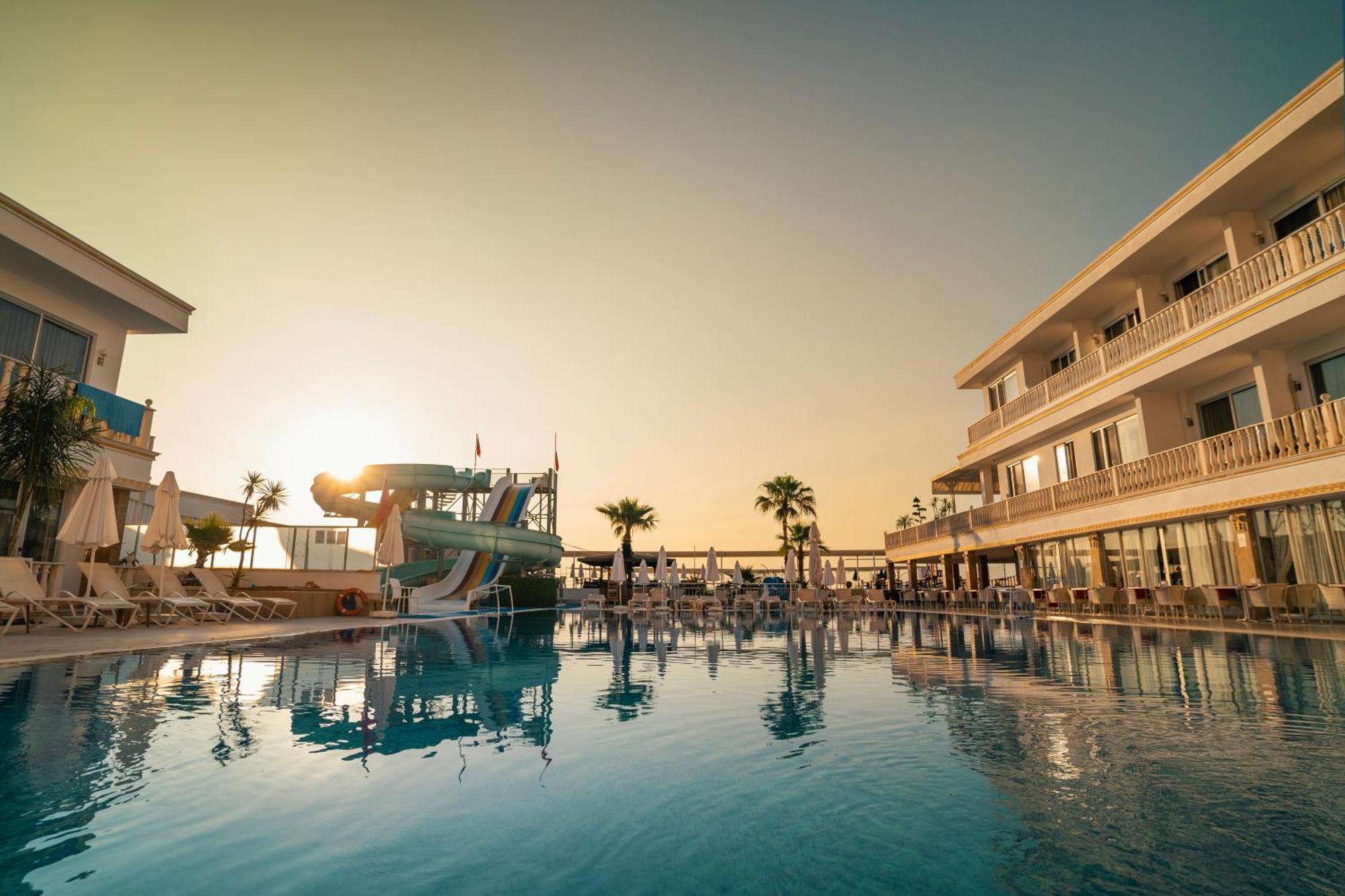 Sl La Perla Hotel Kemer Antalya Eksteriør bilde